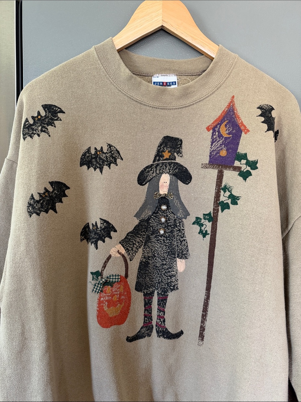 Vintage Jerzees Activewear NuBlend Halloween Crewneck Sweatshirt Size XL - Picture 2 of 5